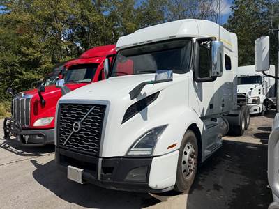 2021 Volvo VNL 740 Sleeper Semi Truck, Fridge, APU, 6 Month Unlimited Mile Warranty