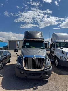 2015 International ProStar+ (Plus) Sleeper Semi Truck