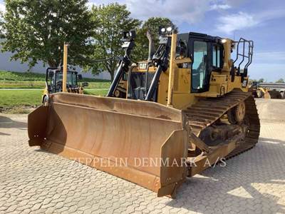 Caterpillar D6T Dozer