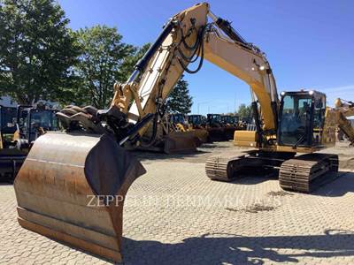 Caterpillar 323 Excavator