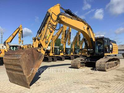 Caterpillar 352F Excavator