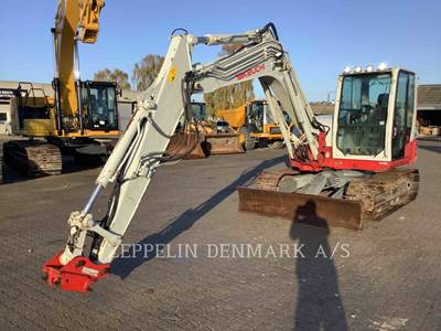 Takeuchi 290-2 Excavator