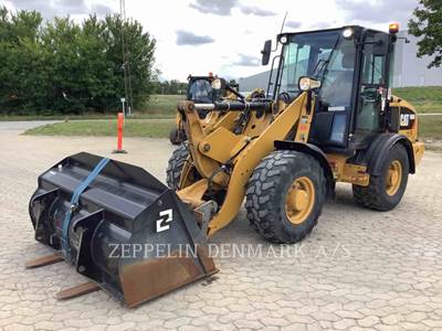 Caterpillar 906M Wheel Loader