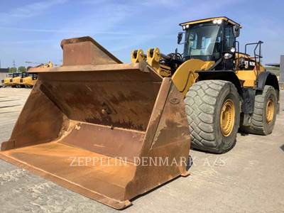 Caterpillar 982M Wheel Loader