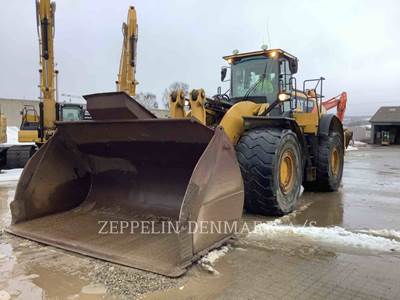 Caterpillar 982M Wheel Loader