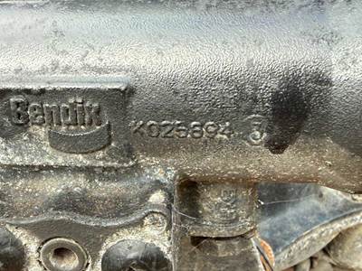 Freightliner Cascadia Left Air Dryer