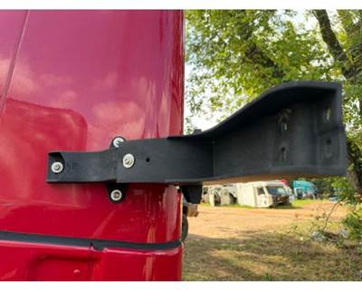 Freightliner Cascadia Right Bracket