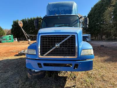 2003-2018 Volvo VN Front Bumper