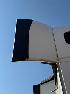 2012-2024 Volvo Top Right Cab White Fairing