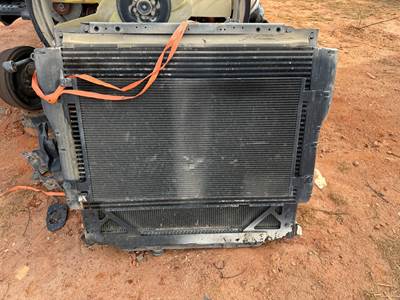 Kenworth T680 Cooling Assembly F31-6200-1101510