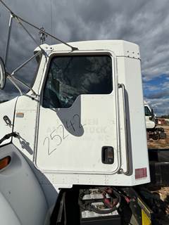 1995-2009 Kenworth T300 Front Driver Door