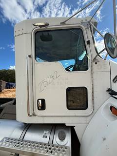 1995-2009 Kenworth T300 Front Passenger Door