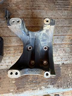 Cummins ISB Engine Bracket 3966352