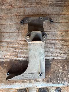 DD15 Engine Bracket A4720940441