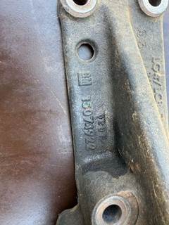 Chevrolet C7500 Right Engine Mount