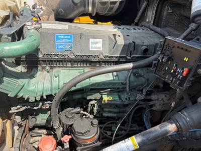 Volvo D13 Engine for 2014 Volvo