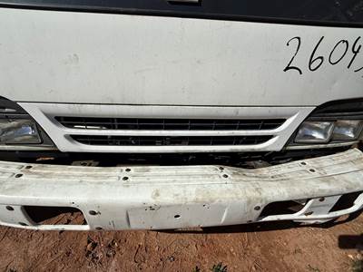 Chevrolet W4500 Grille for 1999-2007