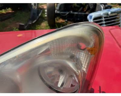 Freightliner Cascadia Left Headlight Assembly