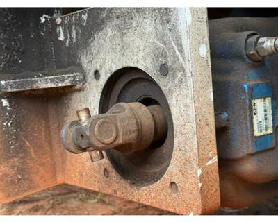 Chevrolet C7500 Hydraulic Pump