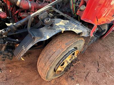 Volvo VNL Driver Side Inner Fender for 2004-2018