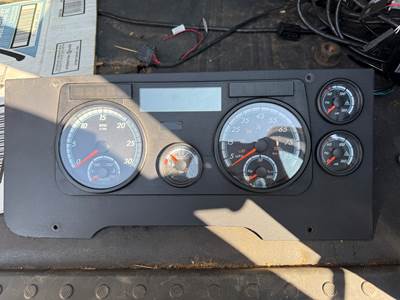 2013-2016 Freightliner Cascadia Instrument Panel Cluster