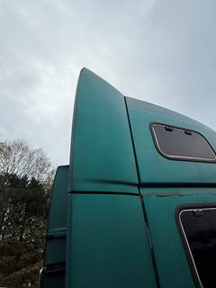 1998-2018 Volvo Passenger Roof Fairing