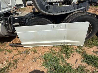 2014 Freightliner Cascadia Fairing for 2008-2020 Cascadia