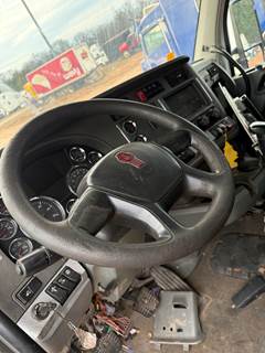 2014 Kenworth T680 Steering Column
