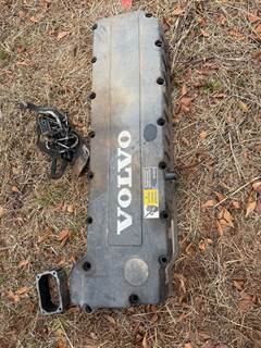 Volvo VED12 Valve Cover 1639545