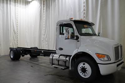 Kenworth T280 Single Axle Cab & Chassis Truck - Paccar, 300HP, Automatic