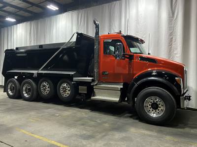 Kenworth T880 Tandem Axle Cab & Chassis Truck - Paccar, 455HP, Automatic
