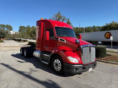 Kenworth T680 Sleeper Semi Truck - 52" Mid Roof Sleeper, Paccar 455HP, 12 Speed Automated Manual