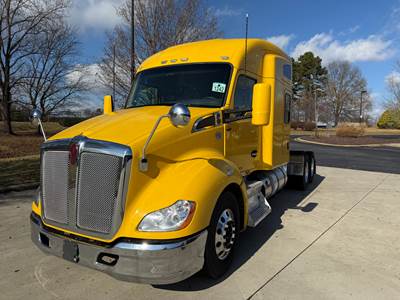 Kenworth T680 Sleeper Semi Truck - 76" Mid Roof Sleeper, Paccar 510HP, 12 Speed Automated Manual