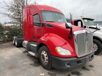 Kenworth T680 Sleeper Semi Truck - 52" Mid Roof Sleeper, Paccar 455HP, 12 Speed Automated Manual