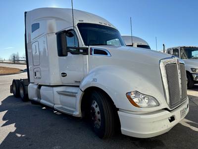 Kenworth T680 Sleeper Semi Truck - 76" Raised Roof Sleeper, Cummins 450HP, 12 Speed Automated Manual