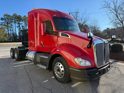 Kenworth T680 Sleeper Semi Truck - 52" Mid Roof Sleeper, Paccar 455HP, 12 Speed Automated Manual