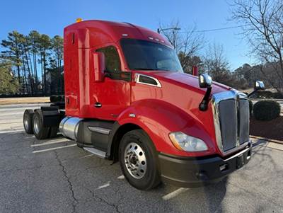Kenworth T680 Sleeper Semi Truck - 52" Mid Roof Sleeper, Paccar 455HP, 12 Speed Automated Manual