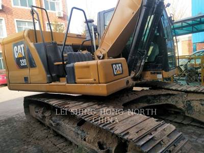 Caterpillar 320 Excavator