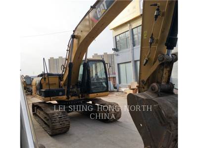 Caterpillar 320D2 Excavator