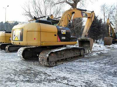 Caterpillar 320D2 Excavator