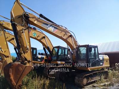 Caterpillar 320D2 Excavator