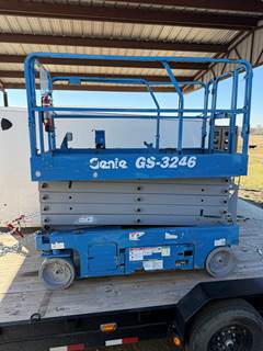 2017 Genie GS-3246 Scissor Lift