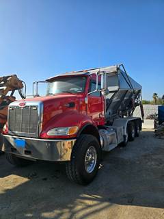 2015 Peterbilt 348 Rock Slinger Truck