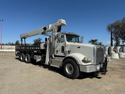2019 National 800D Crane Truck