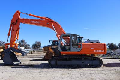 2001 Hitachi EX300LC-5 Excavator