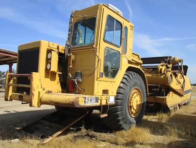 1986 Caterpillar 623B Scrapers