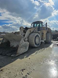 2016 Caterpillar 988K Wheel Loader