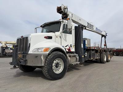 Peterbilt 348 26-Ton Crane Truck - 2018 MANITEX 26101C Crane, 101ft Reach, Manual