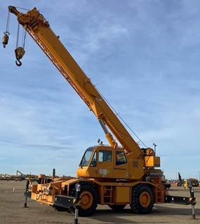 Tadano GR 300XL 30-Ton Rough Terrain Crane