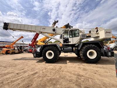 Terex RT780-1 80-Ton Rough Terrain Crane
